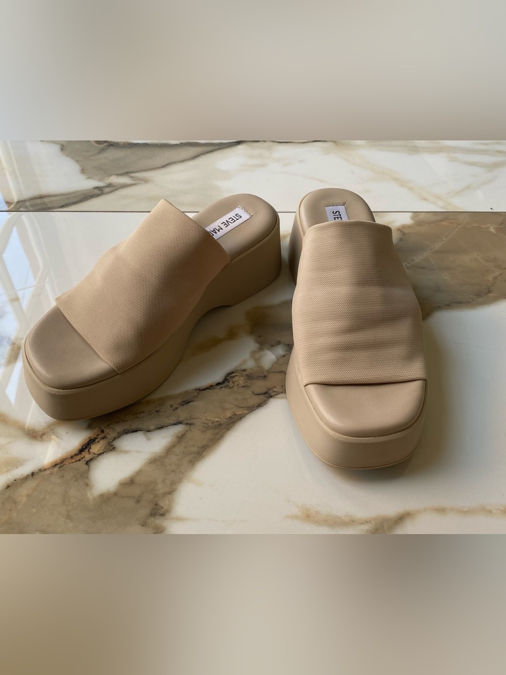 Steve Madden Slinky30 Tan/Beige Platform Slide Sandals - Size 36 (6)